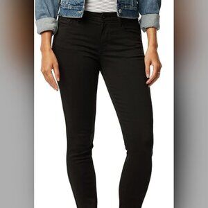 Levis Strauss Signature Gold Skinny Jeans